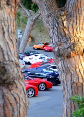 Das Hotel bietet sichere Parkmöglichkeiten für zahlreiche Roadster