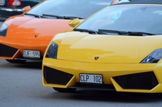 Zwei schwedische Lamborghini in Italien
