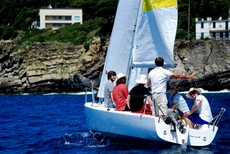 Sailing tour in front of the Ligurian coast